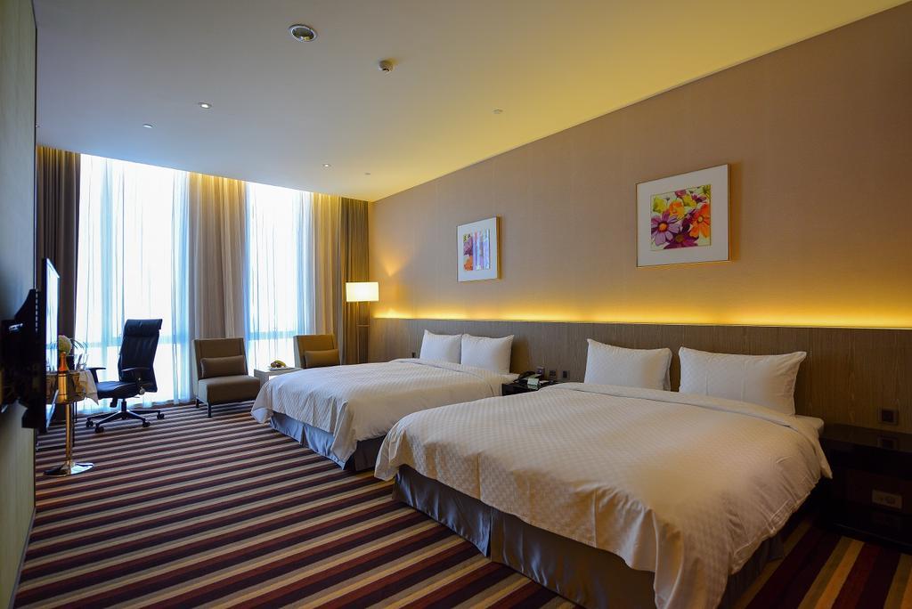 Grand Royal Hotel Туфен Екстериор снимка