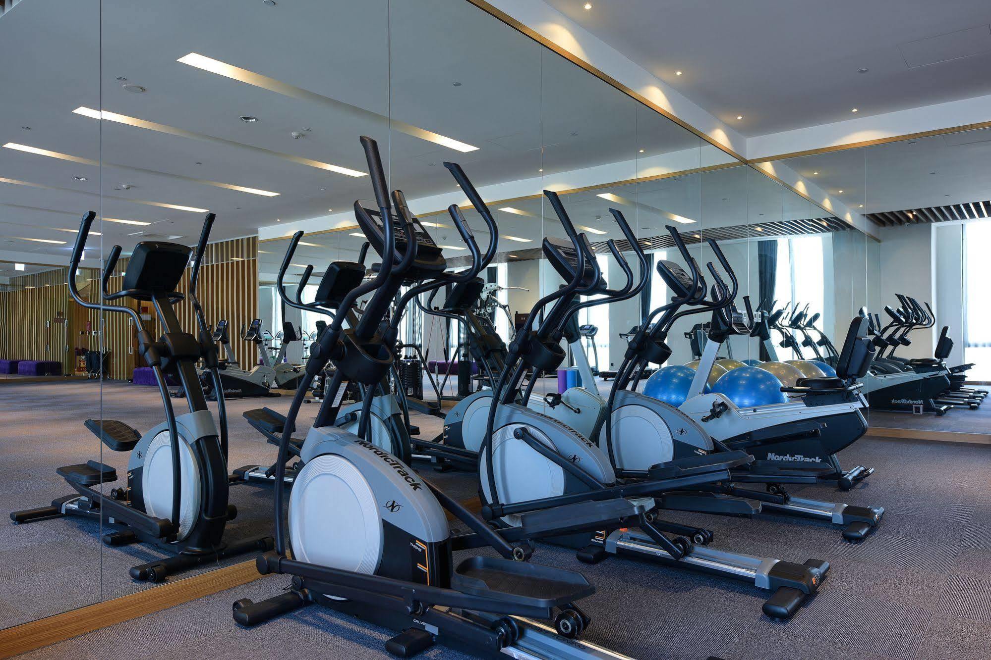 Grand Royal Hotel Туфен Екстериор снимка